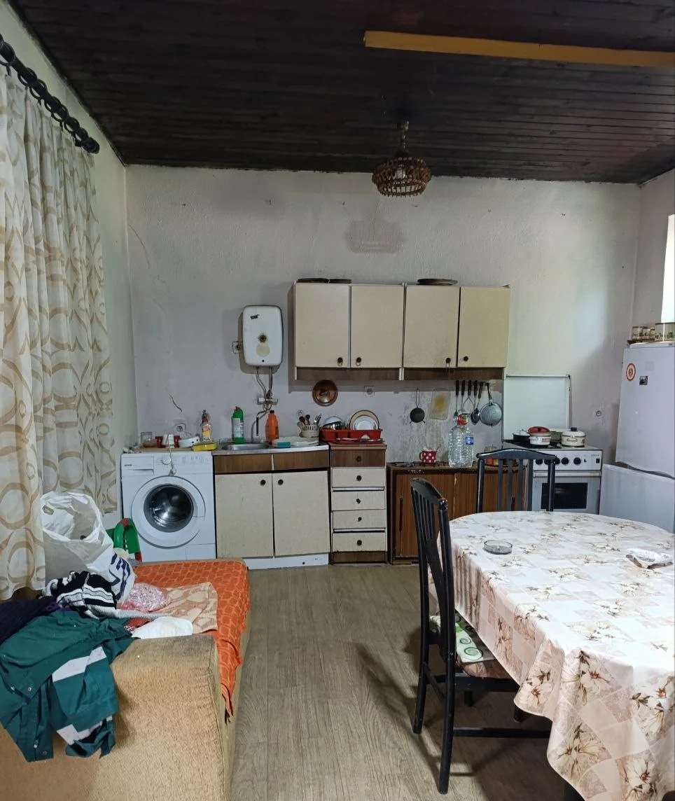 Большой дом на хорошей локации. 50 км от Нови Сада.