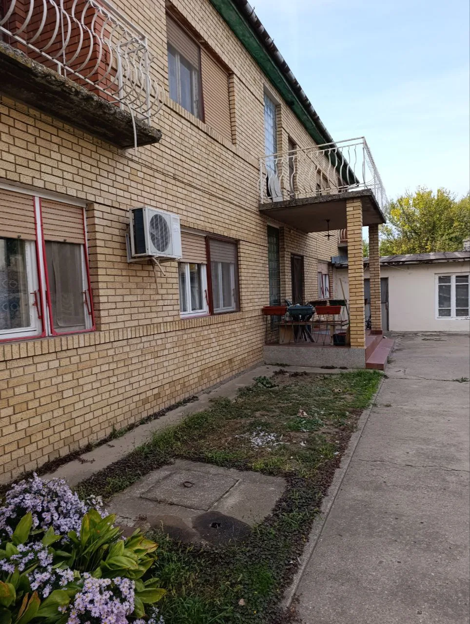 Для большой семьи, организации бизнеса. 50 км от Нови Сада